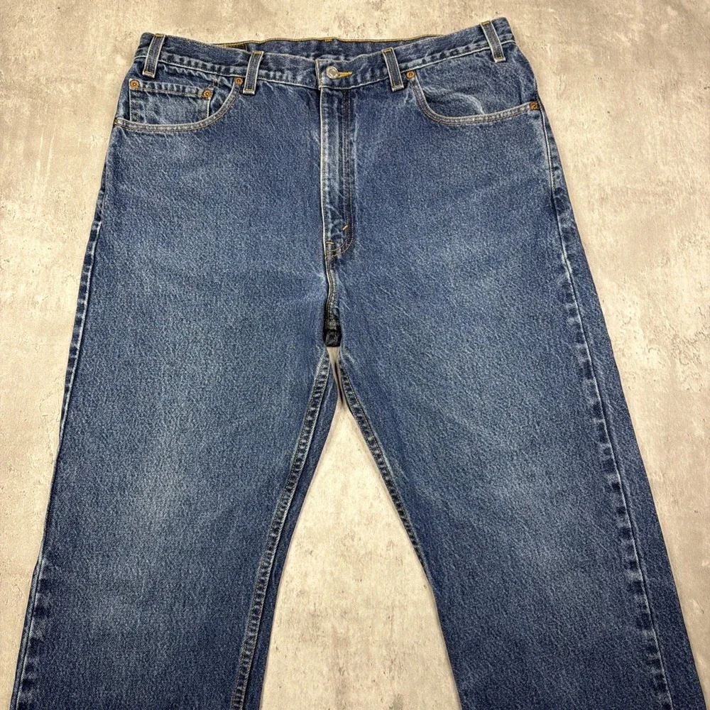 Vintage Levi's 505 Jeans 38x30 Medium Wash Straight Leg 100% Cotton USA 90s